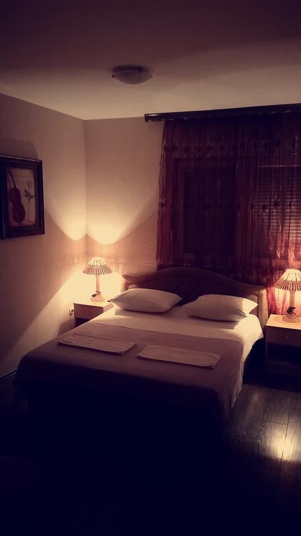 Motel Aura Mostar Quarto foto